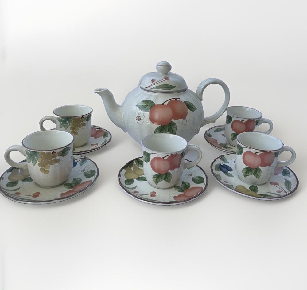 Mikasa Fruit Panorama DC014 Teapot 5 Cups Saucers Country Classics 11 Pc Set
